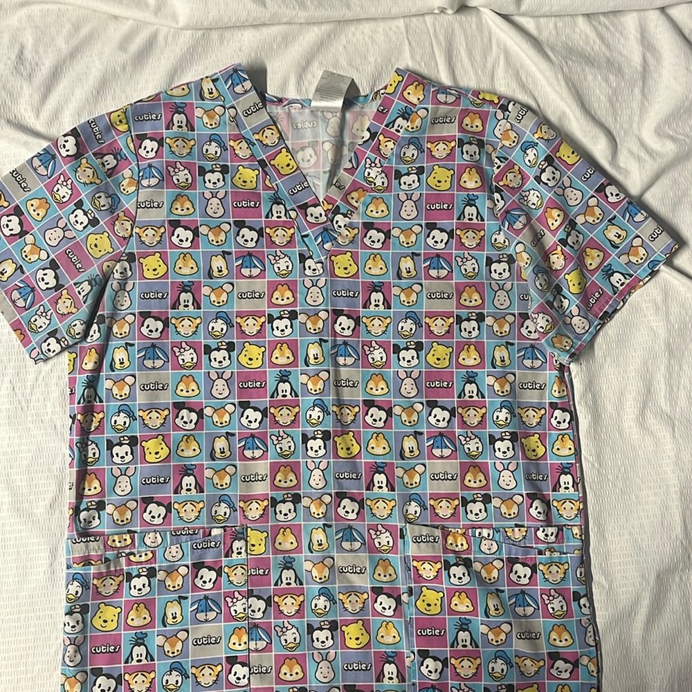 Small Scrub Top